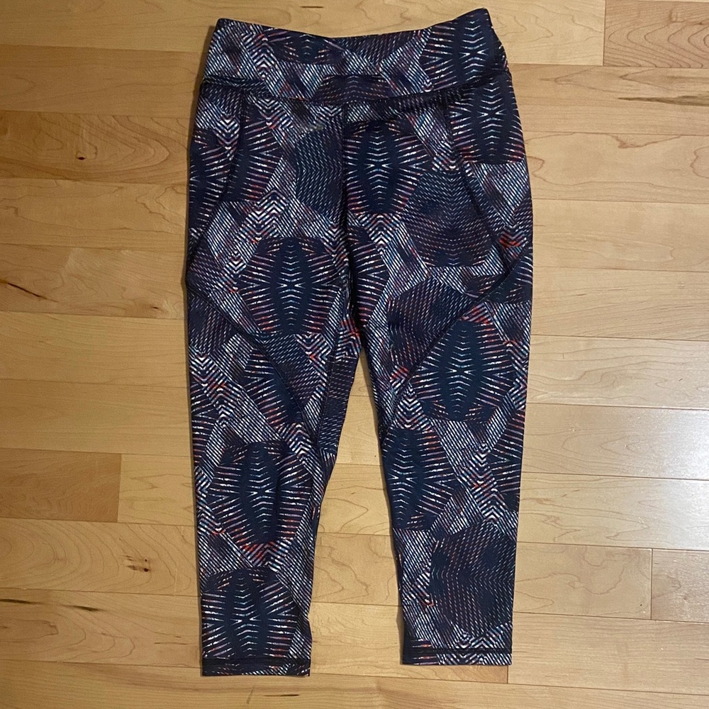 Patagonia Patterned Leggings with Abstract Design